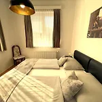 Gaestehaus Gertrude 3* Velden am Woerthersee