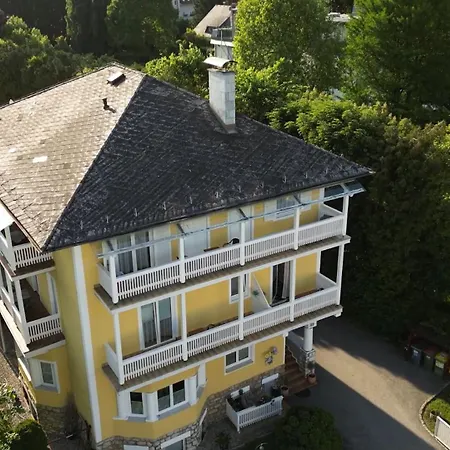 Gaestehaus Gertrude بيت ضيافة 3*