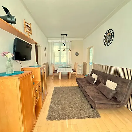 بيت ضيافة Gaestehaus Gertrude 3*