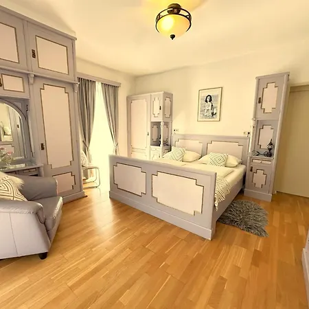 بيت ضيافة Gaestehaus Gertrude 3*