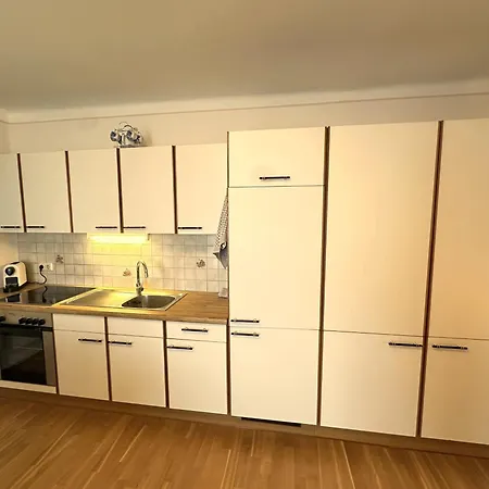 بيت ضيافة Gaestehaus Gertrude 3*